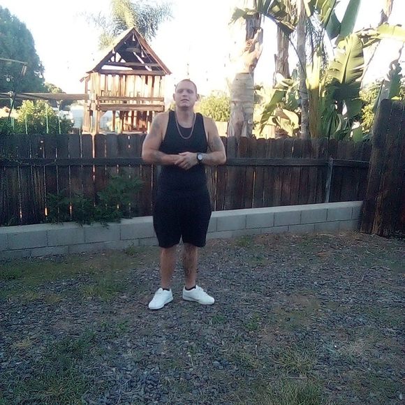 Meet your Posher, Daimen - Picture 1 of 1